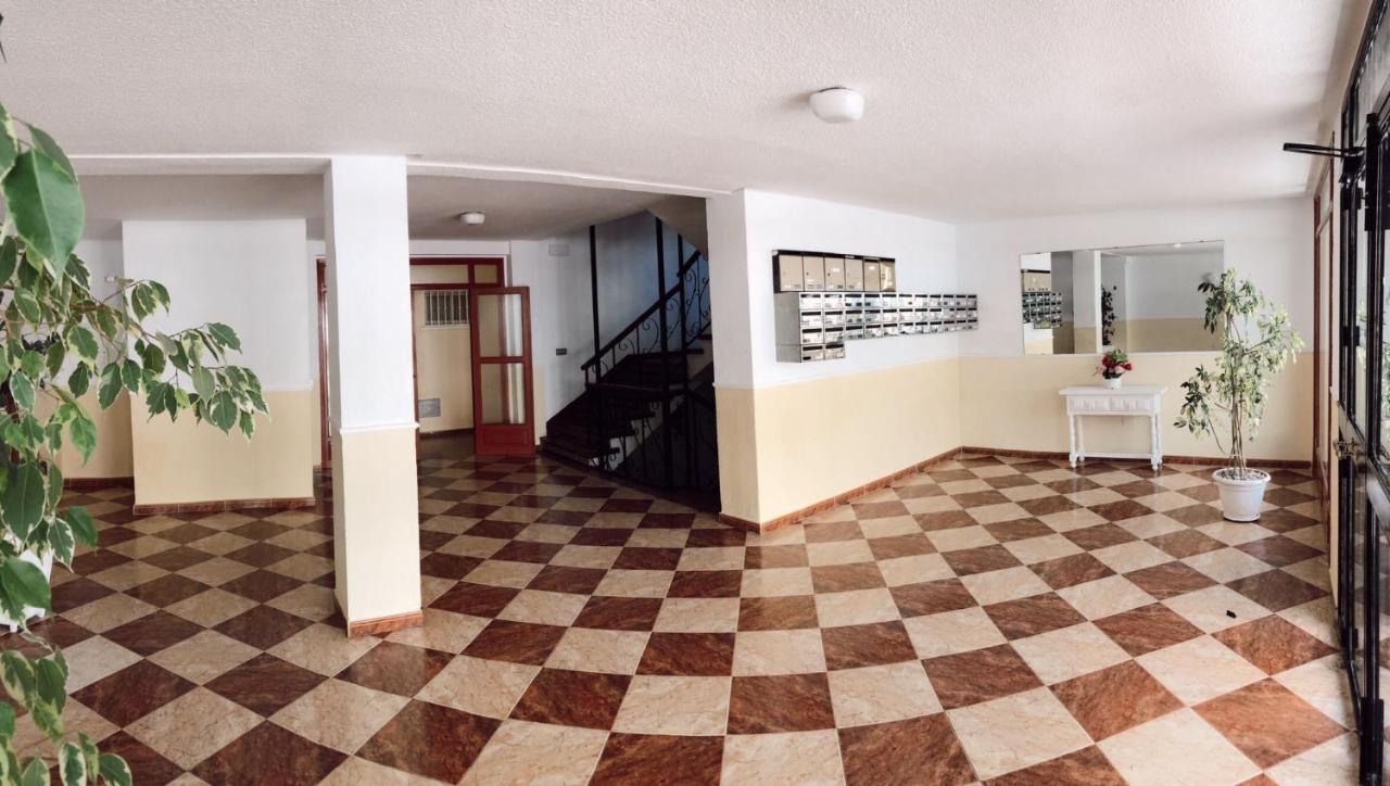 Club Bellavista - Apartamento Con Vistas Al Mar 토레몰리노스 외부 사진